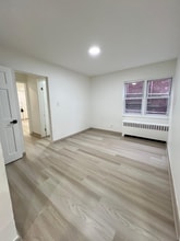 60-57 59th Ave in Queens, NY - Building Photo - Building Photo