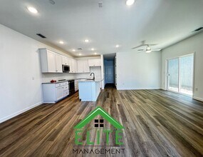 4242 Aura Way in Rancho Cordova, CA - Building Photo - Building Photo