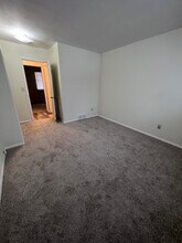 920 Vincent Ct, Unit 920 in Lansing, MI - Building Photo - Building Photo