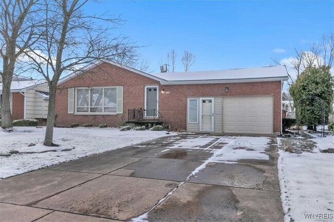 property at 116 Segsbury Rd