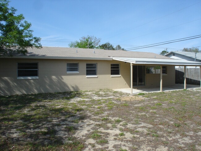 917 Lewis Dr in Daytona Beach, FL - Building Photo - Building Photo