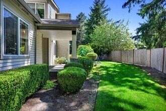 4495 248th Ln SE in Issaquah, WA - Building Photo - Building Photo
