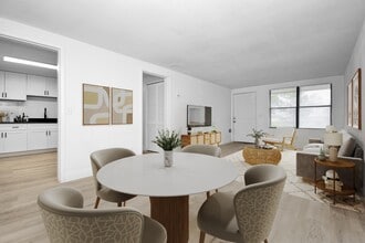 Eleven35 Apartments in Melbourne, FL - Building Photo - Building Photo