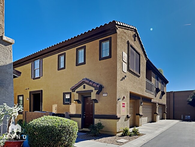 property at 1409 N 81st Dr