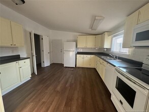 15 Rhode Island Way in Cameron, NC - Building Photo - Building Photo