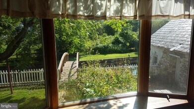 2902 Lower Saucon Rd in Springtown, PA - Building Photo - Building Photo