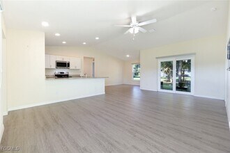 5038 Tradewinds Cir in La Belle, FL - Building Photo - Building Photo