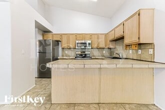 3755 E Broadway Rd in Mesa, AZ - Building Photo - Building Photo