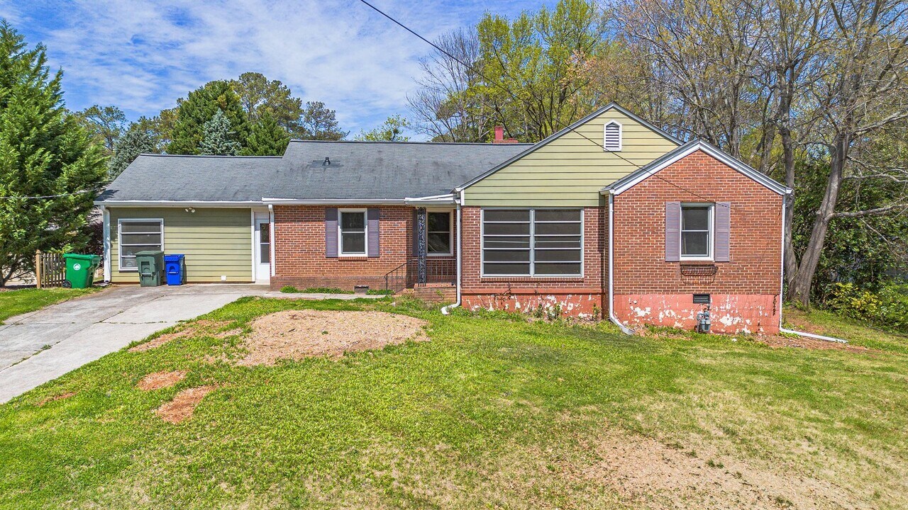 1806 Coventry Rd in Decatur, GA - Building Photo