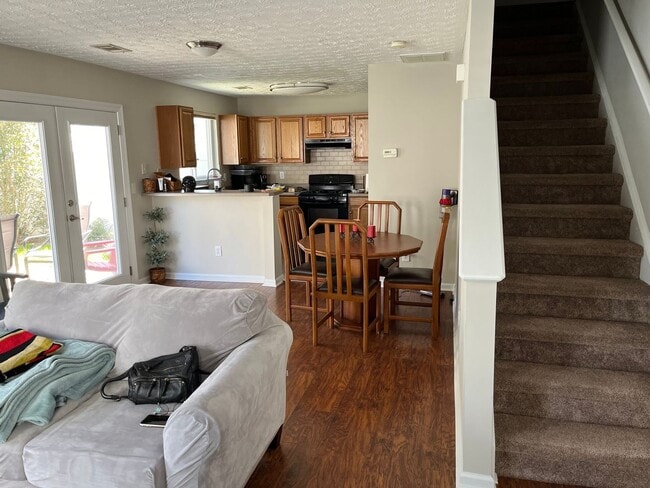 property at 259 Hiawassee Dr