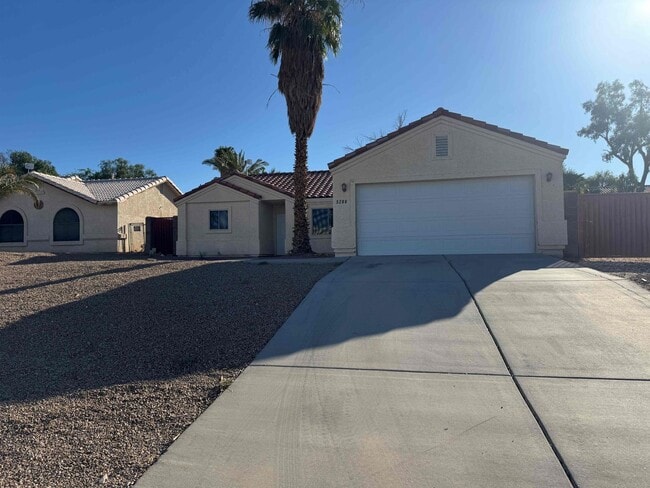 5288 South Dr
