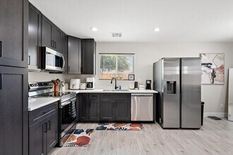 3850 S 18th St in Phoenix, AZ - Building Photo - Building Photo