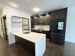 6401 Park Ave in West New York, NJ - Building Photo - Building Photo