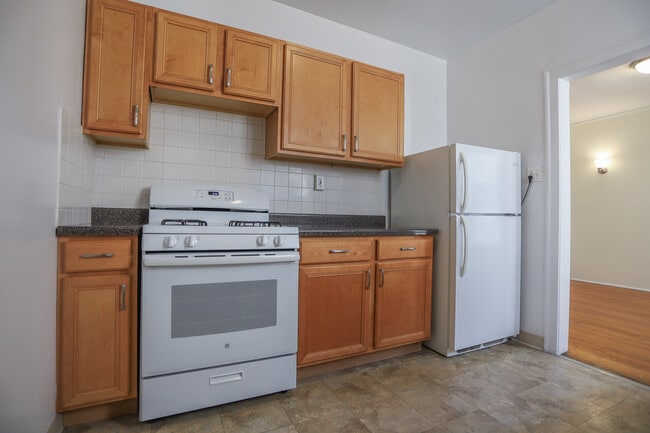 1620 W Lunt Ave, Unit #1A