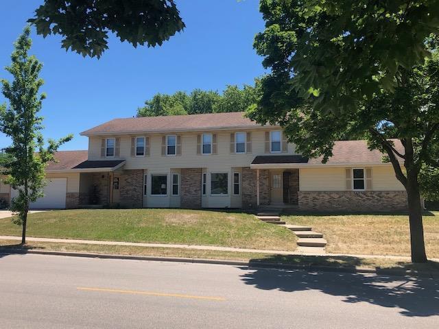 7009 Longmeadow Rd in Madison, WI - Building Photo