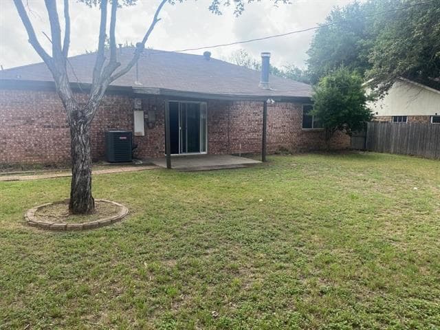 6402 Walnut Springs Dr in Arlington, TX - Building Photo - Building Photo
