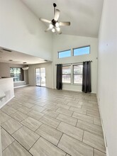 17547 Rock Port Rd in Laredo, TX - Building Photo - Building Photo