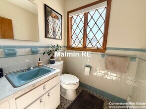 920 E 4th St, Unit 1 in Boston, MA - Building Photo - Building Photo