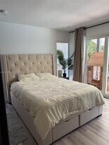 3520 N 32nd Ter in Hollywood, FL - Building Photo