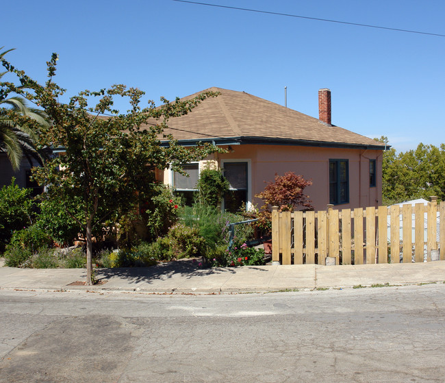 71-73 Scenic Ave in Richmond, CA - Building Photo - Building Photo