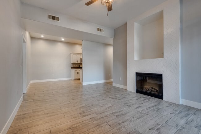 3475 Cactus Shadow St, Unit #101