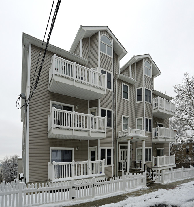 Bergenwood Commons in North Bergen, NJ - Building Photo