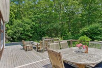 5 Lauras Ln in East Hampton, NY - Building Photo - Building Photo