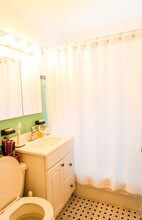 11 Love Cres in Toronto, ON - Building Photo - Building Photo