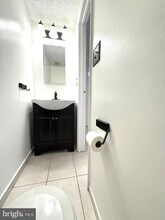 19445 Breezedale Ln in Germantown, MD - Building Photo - Building Photo