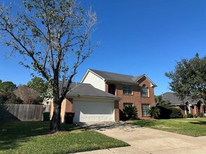 7207 Pembrough Ln in Katy, TX - Building Photo - Building Photo