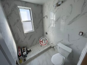 737 Calhoun Ave, Unit 2 in Bronx, NY - Building Photo - Building Photo