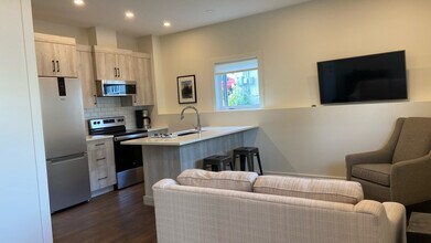 691-697 7 St in Fernie, BC - Building Photo - Building Photo