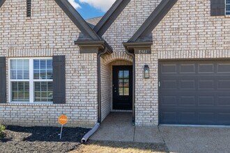 8561 Lana Dr in Southaven, MS - Building Photo - Building Photo