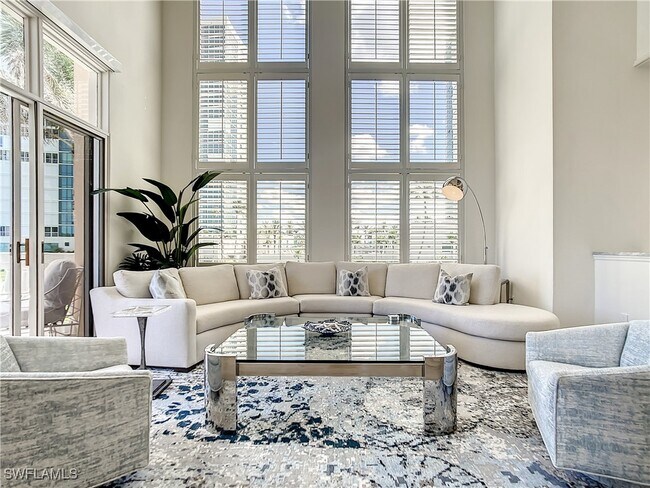 property at 21 Casa Mar Ln