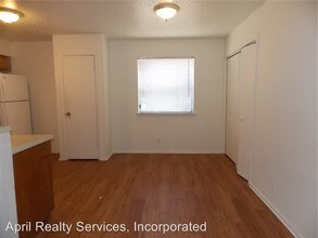 5501 Rose Hill Cir in Austin, TX - Building Photo - Building Photo