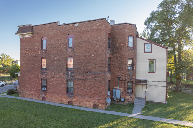 922 N Huron St in Toledo, OH - Foto de edificio - Building Photo