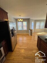 2900 N Kolmar Ave in Chicago, IL - Foto de edificio - Building Photo