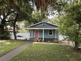1004 E Louisiana Ave in Tampa, FL - Building Photo