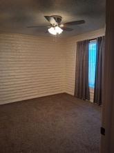 1041 N Mesa Dr in Mesa, AZ - Building Photo - Building Photo