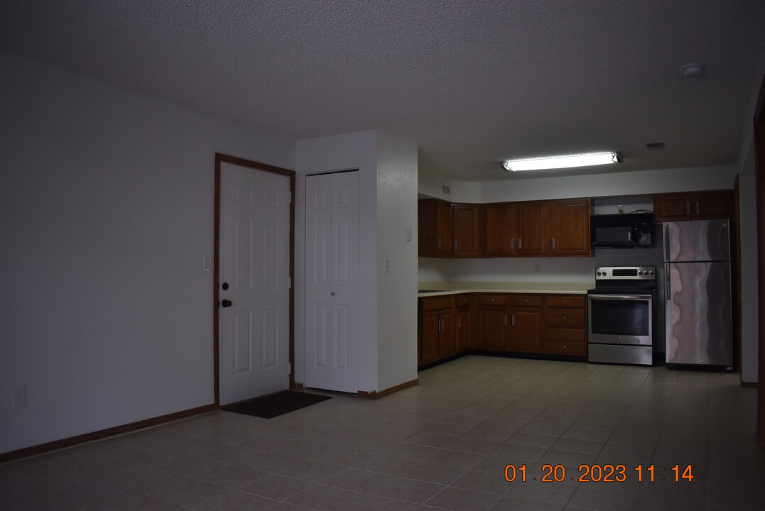 12043 W Cross Dr, Unit 205 in Littleton, CO - Building Photo