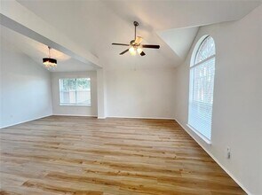 6905 Fairfield Dr in Rowlett, TX - Building Photo - Building Photo