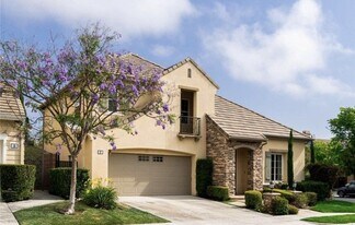 17 Plum St in Mission Viejo, CA - Building Photo