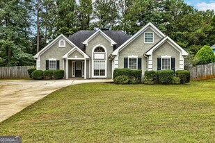25 Wisteria Point in Covington, GA - Building Photo