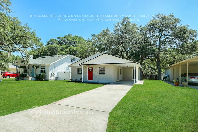 6330 S Selbourne Ave in Tampa, FL - Building Photo - Building Photo