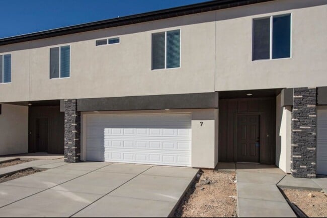 property at 2875 W Cody Dr