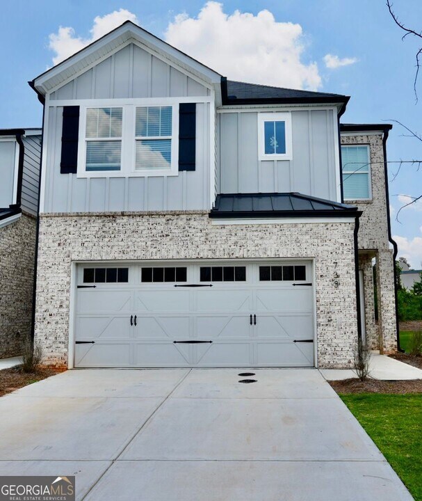 733 Gabby Pt in Mableton, GA - Building Photo