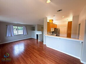371 Oleander Dr in San Jose, CA - Building Photo - Building Photo