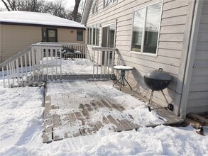 4301 Quaker Trl NE in Prior Lake, MN - Building Photo - Building Photo