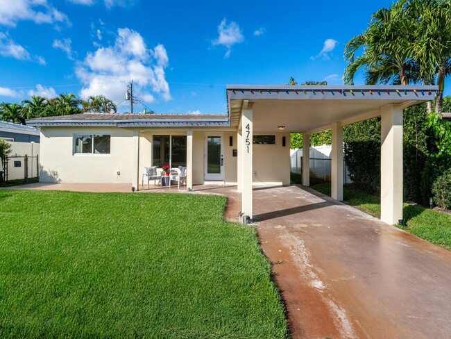 4751 NE 4th Ave in Fort Lauderdale, FL - Building Photo - Building Photo