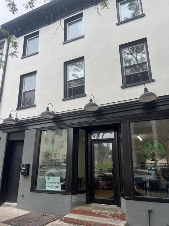 134-136-136 Cortlandt St in Sleepy Hollow, NY - Building Photo